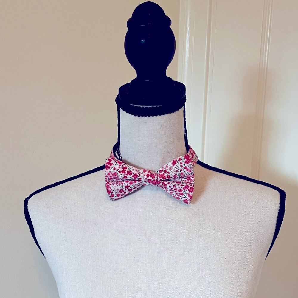 Bow Tie Express~Adjustable, Darling - image 1